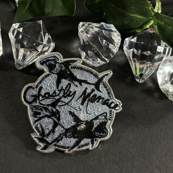 Disney Pirates Caribbean Trading Pin Ghostly Menace Shark Lapel Pin Brooch Badge - Picture 7 of 9